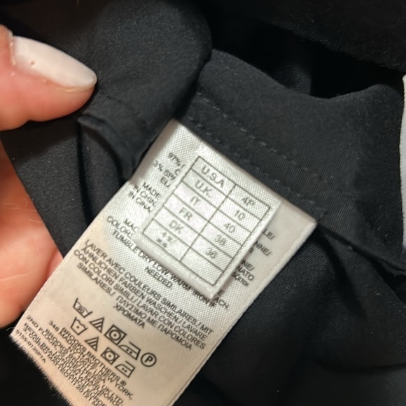 Brooks Brothers Black cinched waist dress 4 petite 🖤 old money, structured - Picture 11 of 11